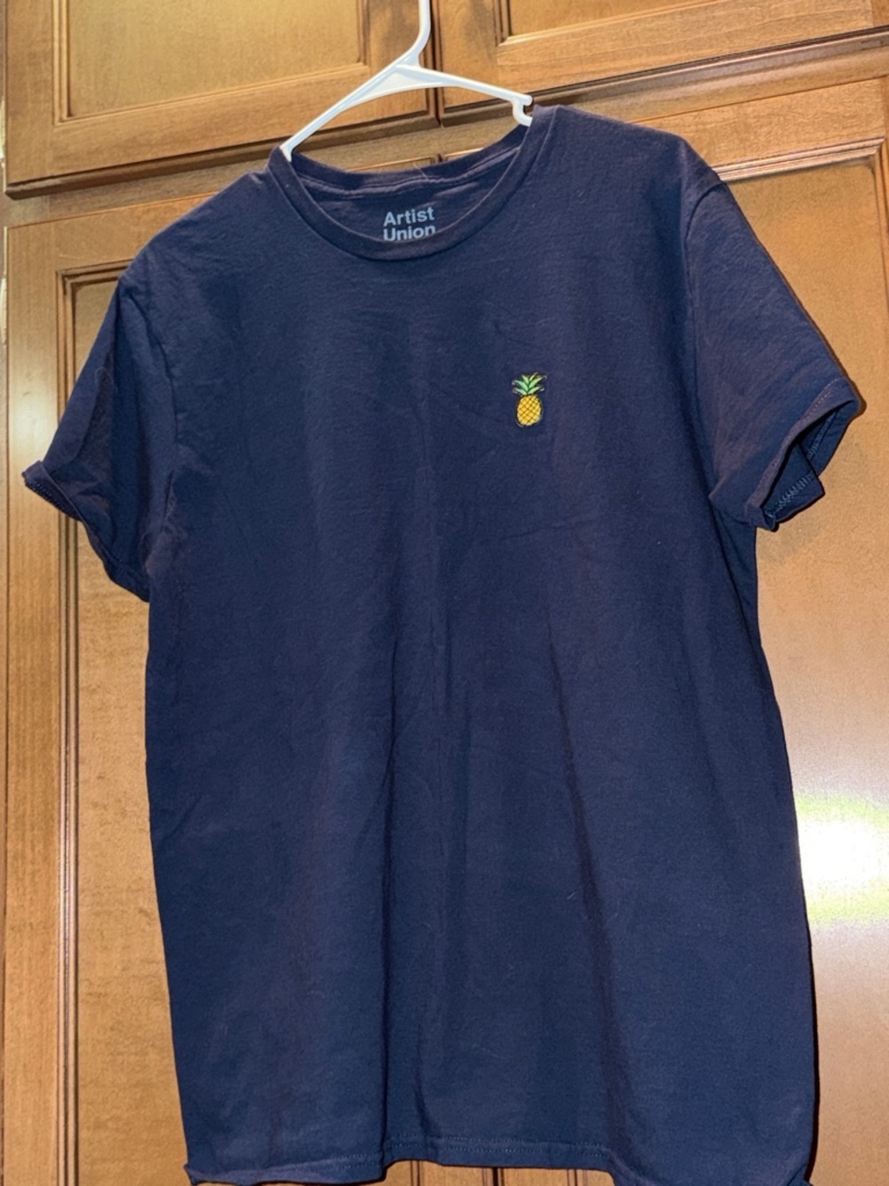 Artist Union Pineapple Tee large